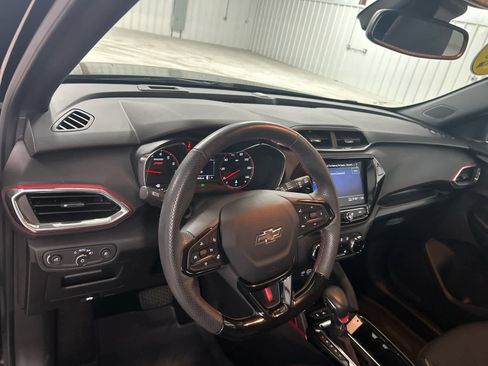 Used 2023 Chevrolet TrailBlazer RS w/ Convenience Package image 22