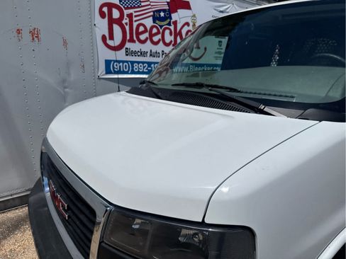 Used 2024 GMC Savana 2500 w/ Driver Convenience Package RWD image 9