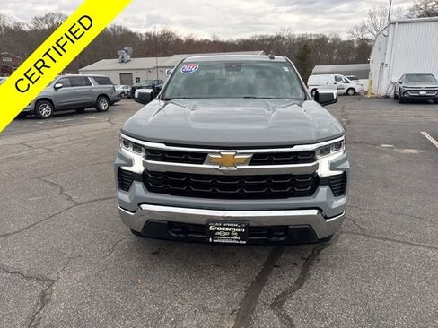 Used 2024 Chevrolet Silverado 1500 LT AWD/4WD image 4