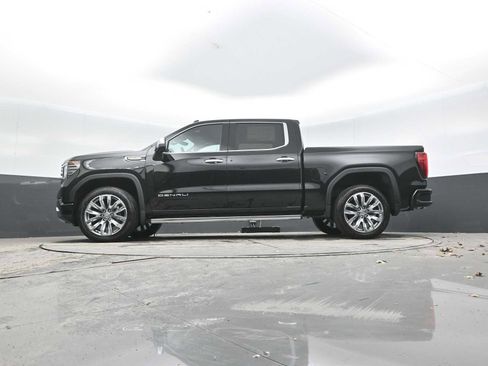New 2026 GMC Sierra 1500 Denali w/ Denali Reserve Package AWD/4WD image 38