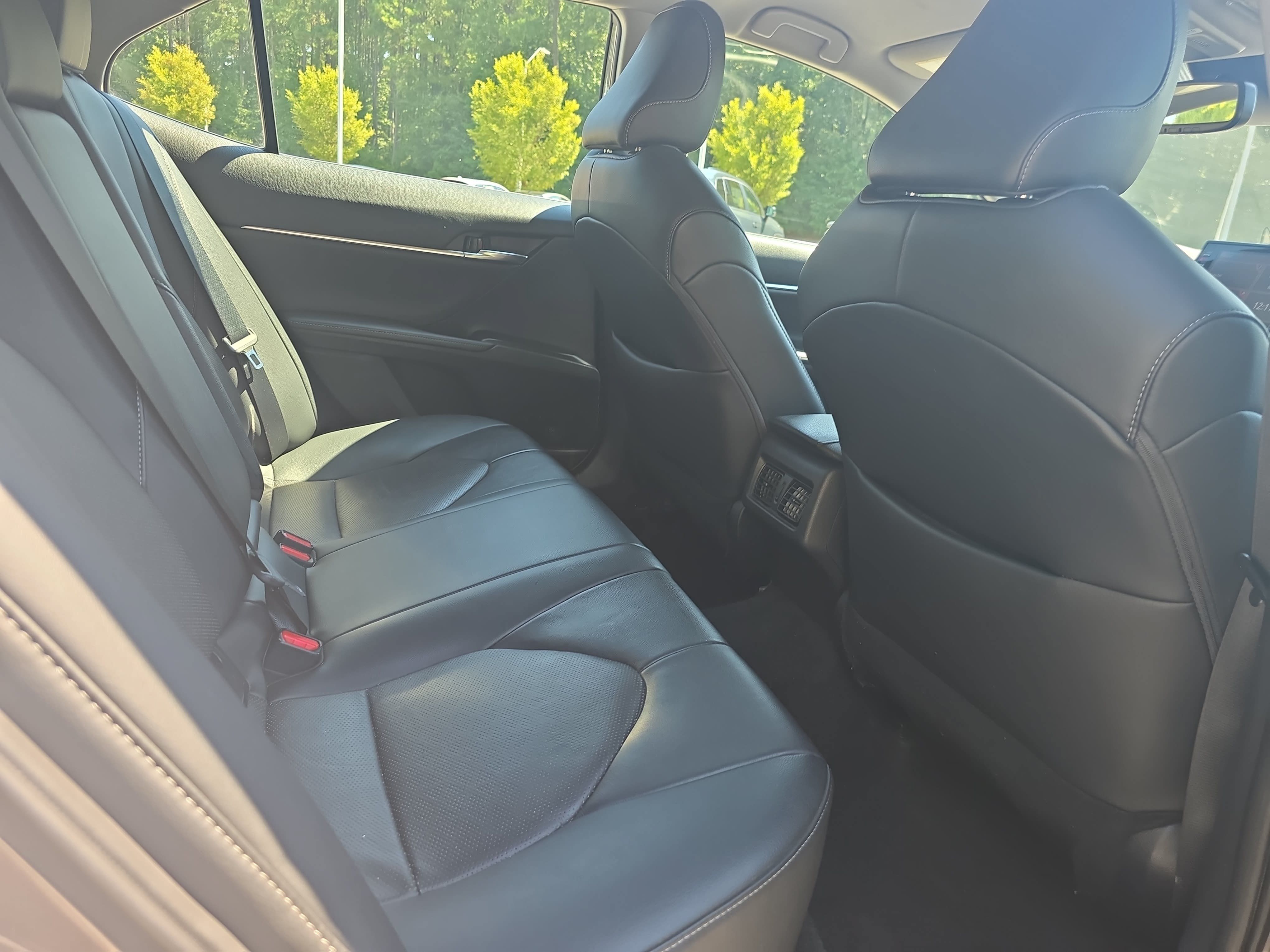 Used 2024 Toyota Camry XSE FWD image 11