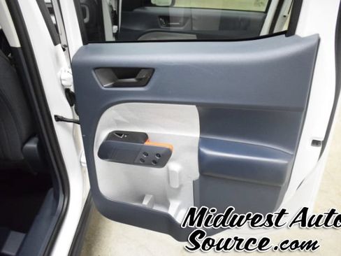 Used 2022 Ford Maverick XLT FWD image 28