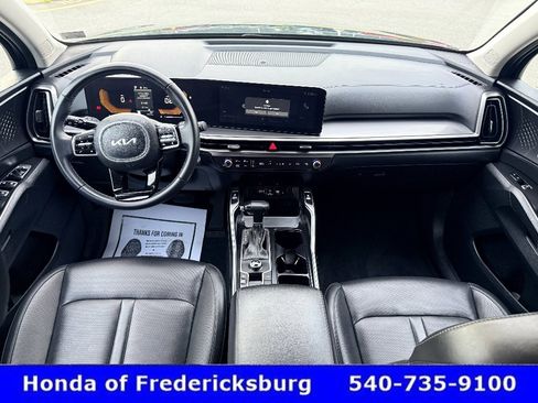 Used 2025 Kia Sorento EX w/ Panoramic Sunroof Package FWD image 31