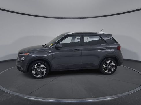 Used 2025 Hyundai Venue SEL FWD image 8