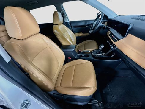 Certified 2024 Kia Seltos EX FWD image 27