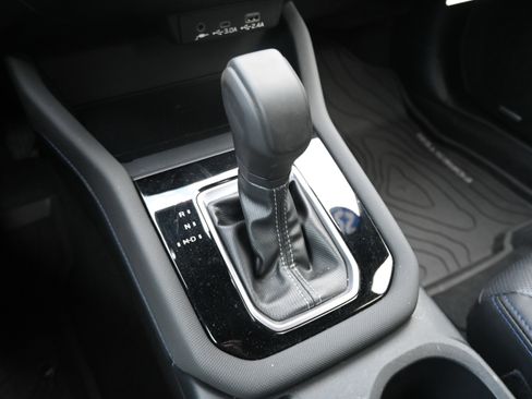 Used 2025 Subaru Forester Limited image 27