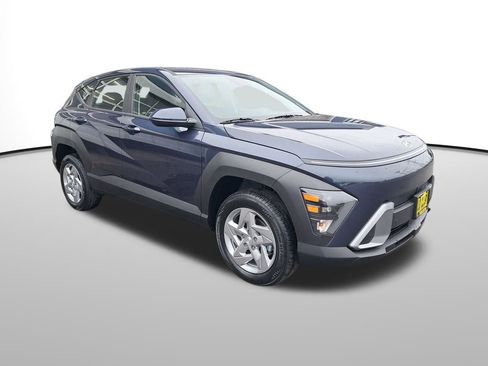 New 2026 Hyundai Kona SE image 8