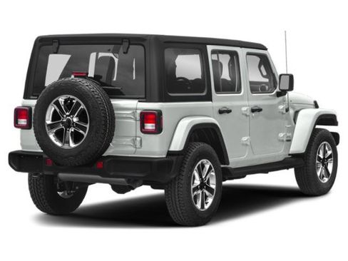 Used 2018 Jeep Wrangler Unlimited Sahara AWD/4WD image 2