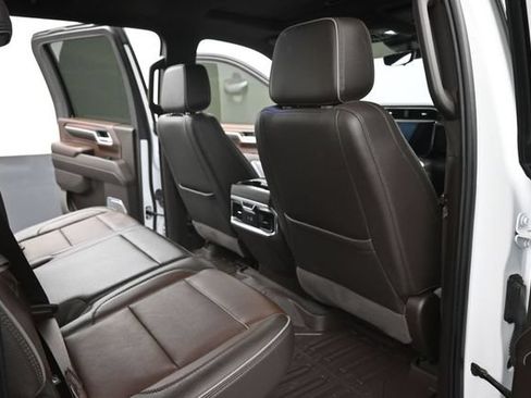 Used 2024 GMC Sierra 2500 Denali w/ Denali Reserve Package AWD/4WD image 19