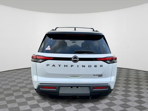 New 2026 Nissan Pathfinder Platinum AWD/4WD image 18
