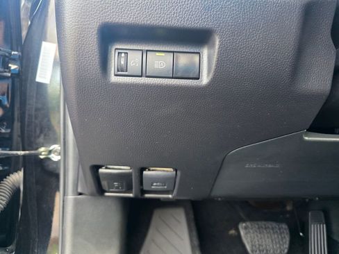 Used 2024 Toyota RAV4 LE image 19