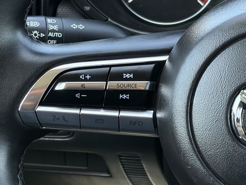 Used 2025 MAZDA CX-50 AWD 2.5 S w/ Preferred Package image 17