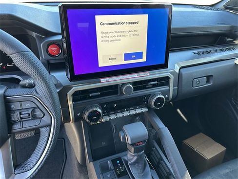 New 2025 Toyota Tacoma TRD Off-Road w/ TRD Off Road Premium Package image 17