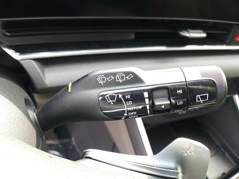 New 2026 Kia Carnival SX FWD image 15