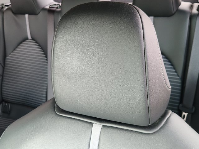 Used 2022 Toyota Camry SE w/ Convenience Package FWD image 24