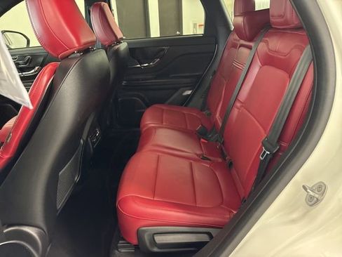 Used 2023 Lincoln Corsair Reserve w/ Rear Removable Package Tray AWD/4WD image 20