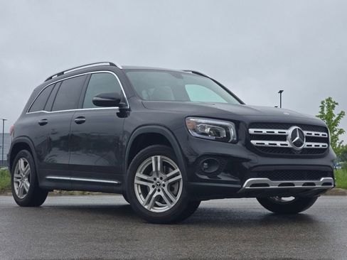 Certified 2023 Mercedes-Benz GLB 250 4MATIC image 2