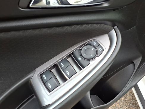 Used 2023 Chevrolet Malibu LT w/ Sport Edition image 21