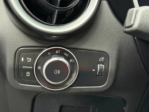 Used 2024 Alfa Romeo Stelvio Veloce AWD/4WD image 30