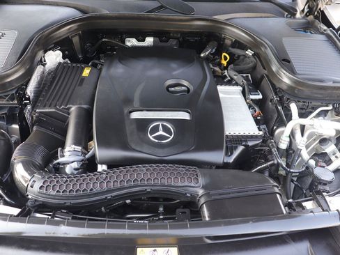 Used 2019 Mercedes-Benz GLC 300 4MATIC Coupe image 32
