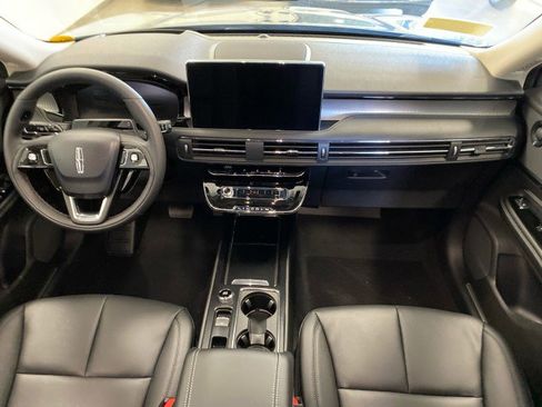 Certified 2023 Lincoln Corsair AWD w/ Equipment Group 102A image 11