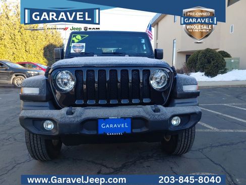Used 2019 Jeep Wrangler Sport image 31