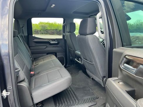 Used 2023 Chevrolet Silverado 1500 LT AWD/4WD image 11