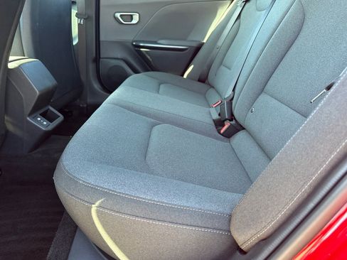 Used 2025 Kia K4 LXS image 20