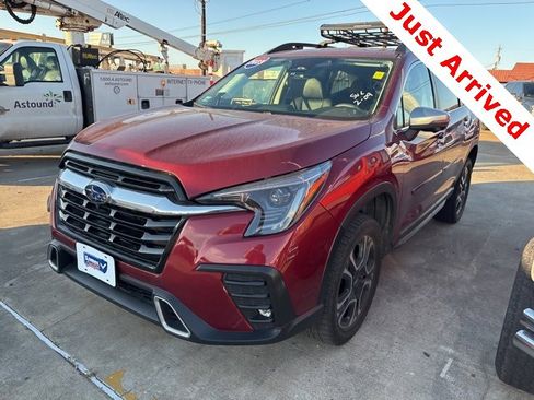 Used 2023 Subaru Ascent Touring image 1
