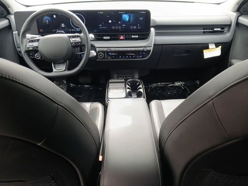 Certified 2025 Hyundai Ioniq 5 SEL image 10