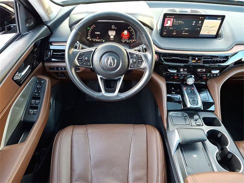 Used 2024 Acura MDX SH-AWD w/ Technology Package image 13