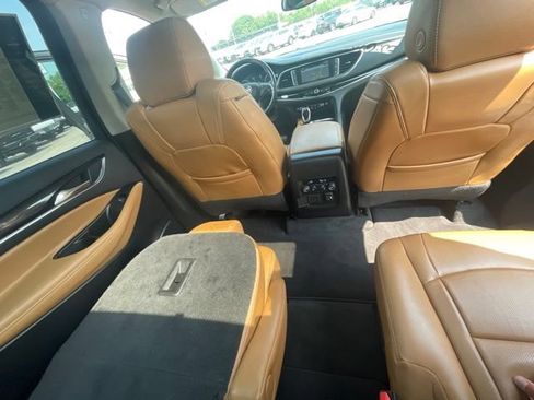 Used 2019 Buick Enclave Premium w/ Experience Buick Package AWD/4WD image 13