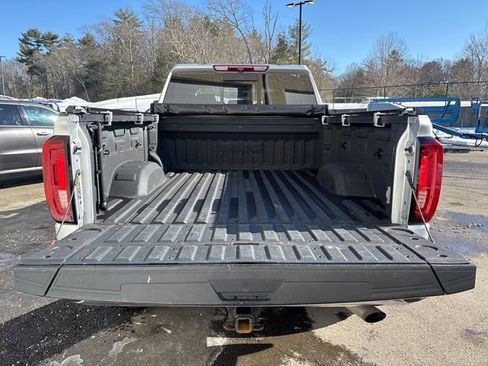 Used 2022 GMC Sierra 2500 SLT w/ SLT Premium Package image 12