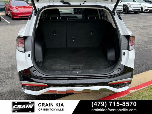 Certified 2025 Kia Sportage SX FWD image 7