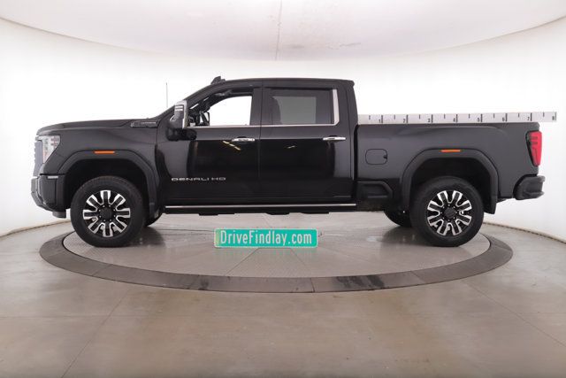 Used 2024 GMC Sierra 2500 Denali Ultimate w/ Snow Plow Prep/Camper Package AWD/4WD image 9