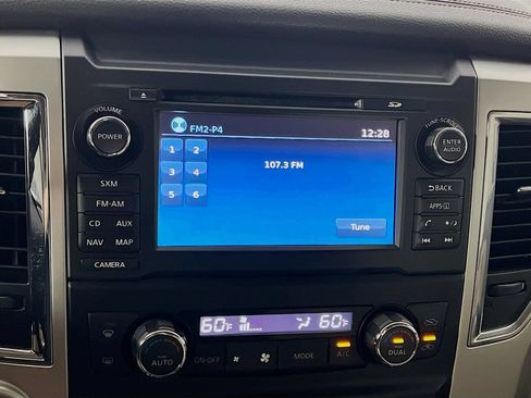 Used 2018 Nissan Titan SL w/ Chrome Package AWD/4WD image 14
