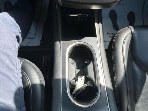 Used 2017 Lincoln MKC Select w/ Select Plus Package AWD/4WD image 28