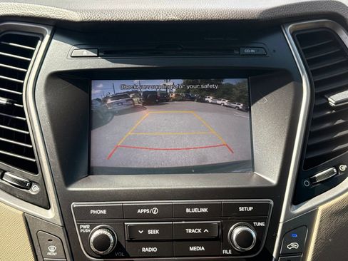 Used 2017 Hyundai Santa Fe SE w/ SE Premium Package 02 FWD image 23