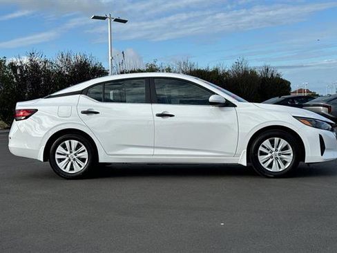 New 2025 Nissan Sentra S image 3