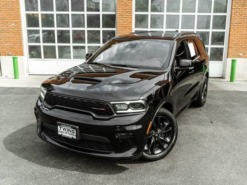 Used 2023 Dodge Durango R/T w/ Blacktop Package AWD/4WD image 2