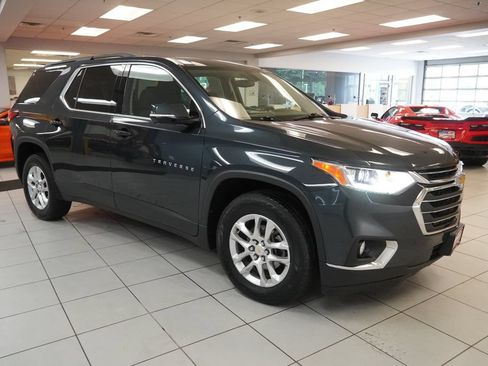 Used 2019 Chevrolet Traverse LT w/ LPO, Floor Liner Package AWD/4WD image 8