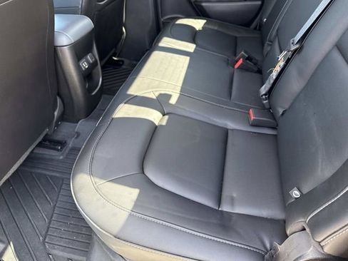 Used 2022 Chevrolet Colorado Z71 image 10