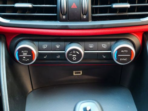 Used 2017 Alfa Romeo Giulia Ti w/ TI 19" Sport Package AWD/4WD image 50