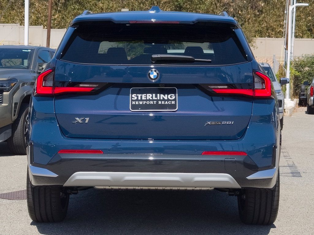 New 2027 BMW X1 xDrive28i w/ Technology Package AWD/4WD image 17