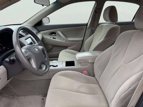 Used 2009 Toyota Camry FWD image 13