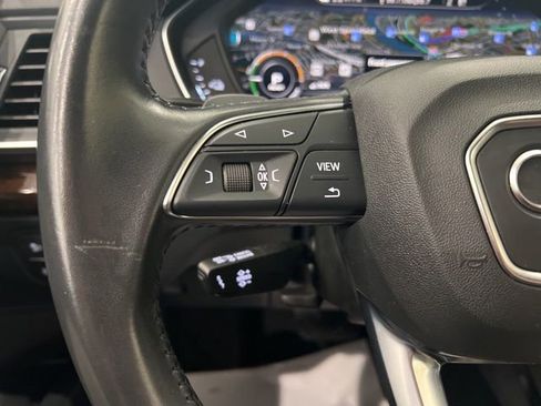 Used 2020 Audi Q5 e Premium Plus AWD/4WD image 23