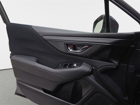 Used 2020 Subaru Outback Premium image 27