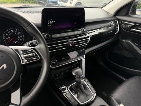 Used 2023 Kia Seltos EX AWD/4WD image 37