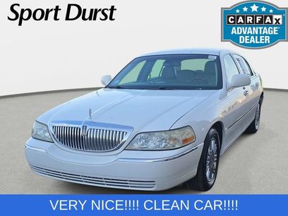 Used 2008 Lincoln Town Car Signature Limited
