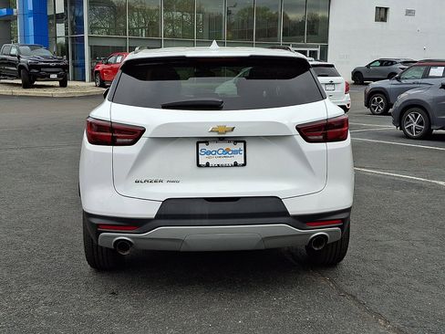 Certified 2023 Chevrolet Blazer LT w/ Convenience Package AWD/4WD image 6